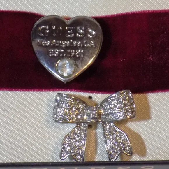 Lot 2 New Guess Interchangeable Brooch Choker & Crystal Flower Necklace Bundle - Picture 7 of 15